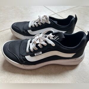 Women’s Vans Range EXP Low-Top Sneakers